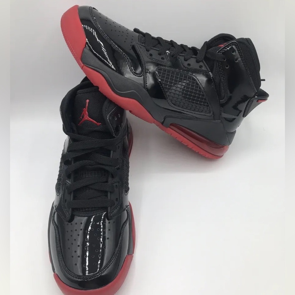 Nike Air Jordan Mars 270 red and black